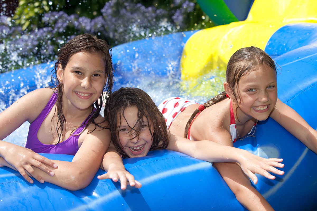 jeux gonflables piscine